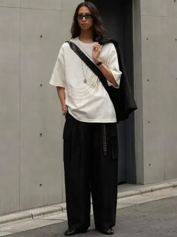LIDNM Embroidery Tee by Julien Villevoye