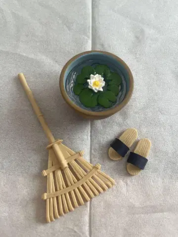 리멘트 푸치 샘플 그 시절 시골 생활 현관 청소 다녀오겠습니다