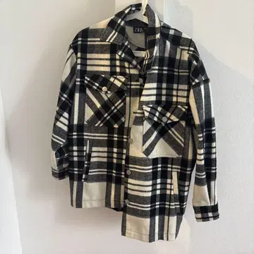 ZARA 블랙 화이트 체크 무늬 자켓