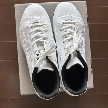 미즈노 금 스파이크 슈즈 24.0cm