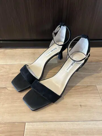 [ PICHE ABAHOUSE ] 앵클 스트랩 샌들 스웨이드 25cm