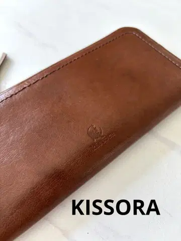 브라운 가죽 장지갑 지퍼 포함