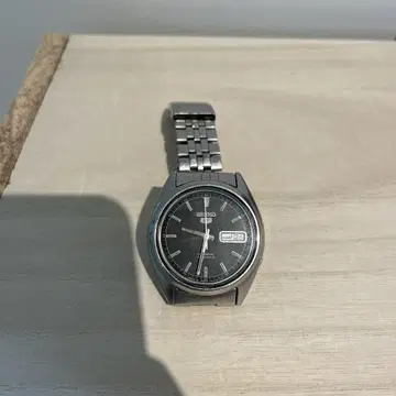 SEIKO 5 자동 와인딩