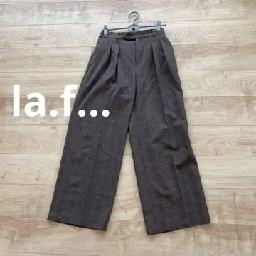 라에프의 브라운 계열 글렌체크 와이드 팬츠