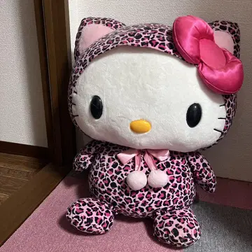 헬로키티 레오파드 무늬 봉제 인형