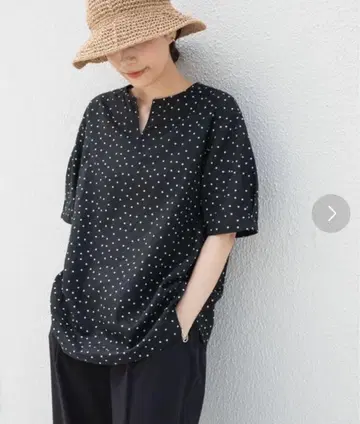 도트 무늬 5부 소매 셔츠 블랙, 도트