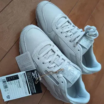 리복 Reebok CLASSIC LEATHER 22.5cm 여성용