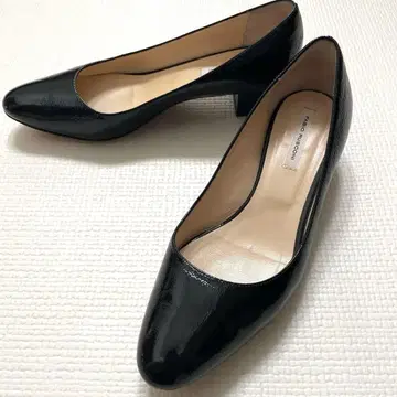 파비오 루스코니 에나멜 펌프스 청키힐 블랙 출퇴근