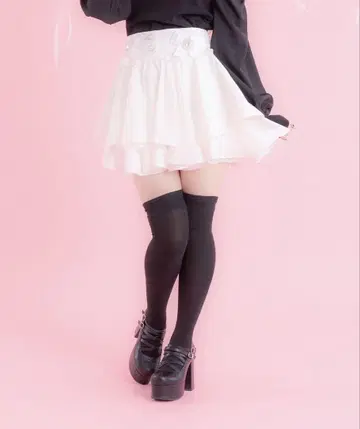 자카드 플레어 스커트 화이트 컬러 Free