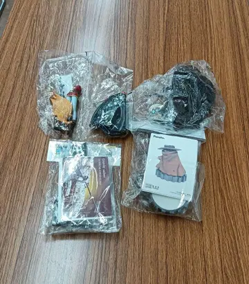 마츠모토 레이지 피규어 4체 세트