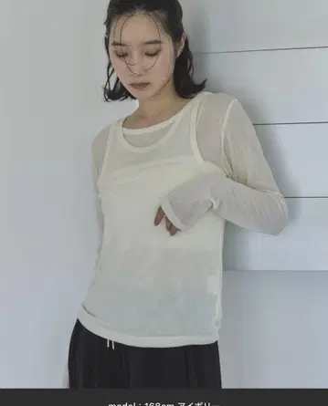 feepur 탱크 레이어드 시어 아론 Tee 크림색 긴팔 T셔츠