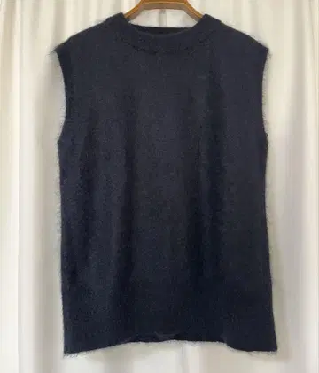 최종 가격 인하! 새상품급 COS 모헤어 혼방 니트 베스트 S