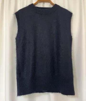 최종 가격 인하! 새상품급 COS 모헤어 혼방 니트 베스트 S