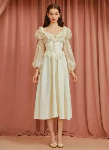 lacemade 완판 아이보리 레이스 코르셋 원피스 S 사이즈
