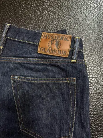 HYSTERIC GLAMOUR 다크 블루 스트레이트 데님