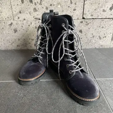 스튜어트 와이츠먼 그레이 벨로아 고급 워크 부츠 7 사이즈 24cm