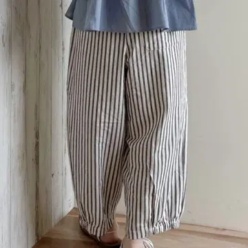 사만사 모스모스 면린넨 하프 개더 벌룬 팬츠