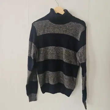 heritage 헤리티지 네이비 그레이 터틀넥 스웨터