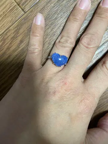 듀모르티에라이트 하트형 반지