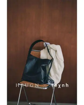 HEUGN x lexnh 가죽 숄더백 23aw