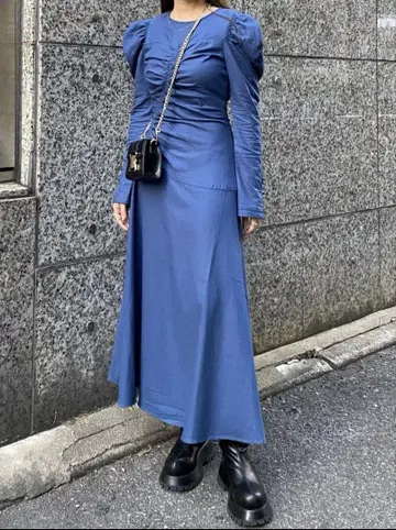 moussy 비대칭 개더 라인 드레스