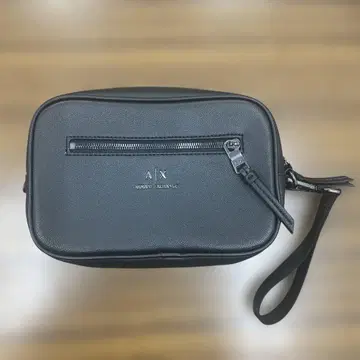 ARMANI EXCHANGE 아르마니 에크스체인지 클러치백 새상품급
