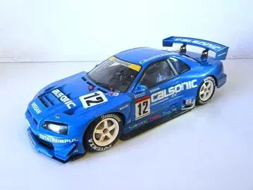 AUTOart (1/18) 닛산 스카이라인 GT-R(R34) JGTC2