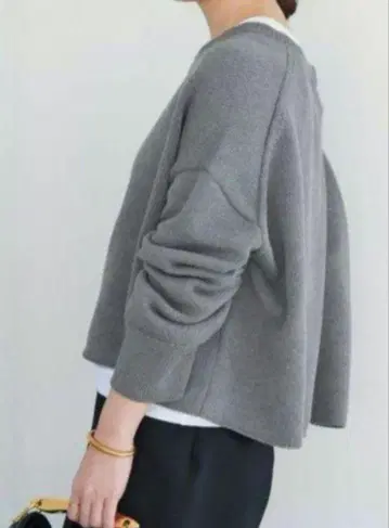 Beauty 풀오버