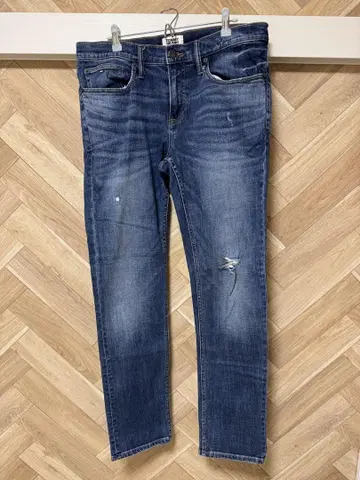 TOMMY JEANS 데미지 가공 데님 34인치