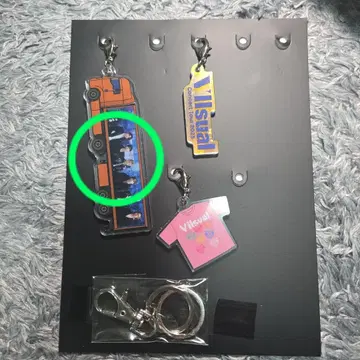 VIISUAL 완전 생산 한정판 아크릴 키링