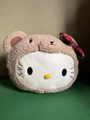 헬로키티 곰 모양 쿠션 리본 포함