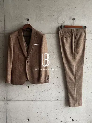 THE URBAN BLANCHE 브라운 턱시도