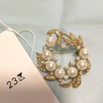 미사용 23구 펄 큐빅 브로치 골드 약 5cm
