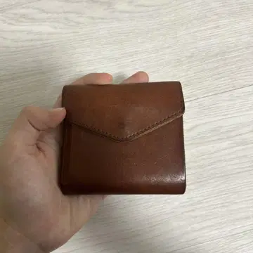핸더 스킴 플랩 지갑