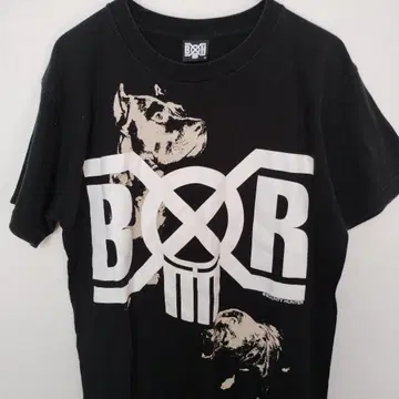 Bounty Hunter 그래픽 T셔츠 M 사이즈