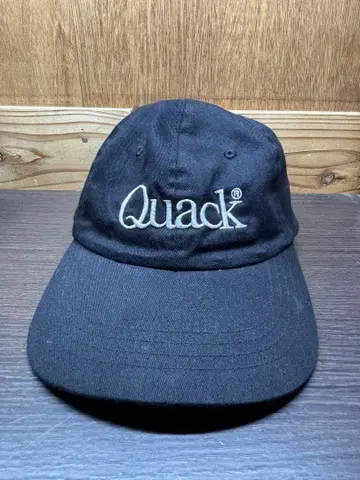Quack 로고 자수 블랙 캡