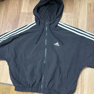 adidas 숏 기장 점퍼