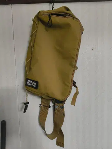 Abu Garcia 백팩 카키