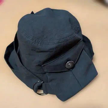 CA4LA POCHE 포켓 부착 버킷 햇 블랙