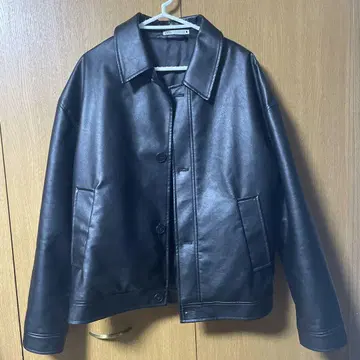 ZARA 블랙 가죽 자켓 L
