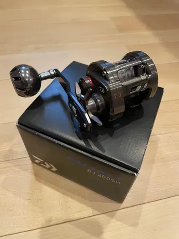다이와 SALTIGA BJ 200SH 낚시릴
