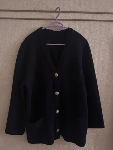 네이비 긴팔 가디건 골드 컬러 버튼 미국 수입 구제 의류 빈티지 상품,