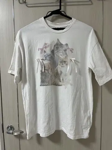 [ 세일 ] merry jenny cat ribbon big tee