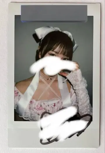 시오카와 리세 사인 폴라로이드