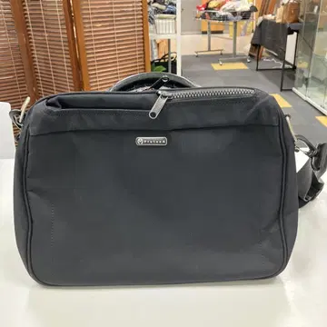 블랙 나일론 숄더백