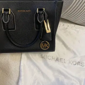 MICHAEL KORS 블랙 핸드백