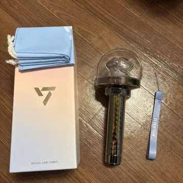 SEVENTEEN 공식 응원봉