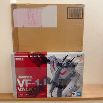 [ 미개봉 ] DX 초합금 VF-1J VALKYRIE 초회 한정판