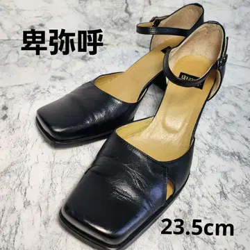 히미코 가죽 펌프스 스퀘어토 앵클 스트랩 블랙 23.5