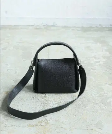 JISTORY SQUARE HAND BAG